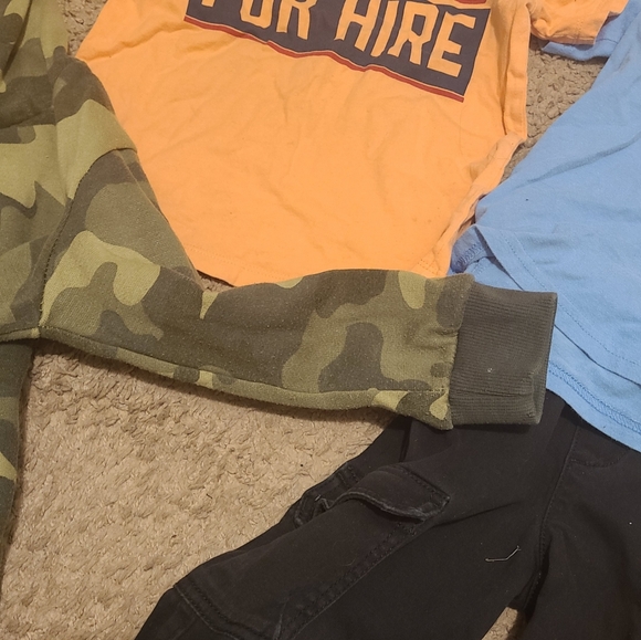 Kids Clothes  Bundle (9 Items) - Picture 8 of 9